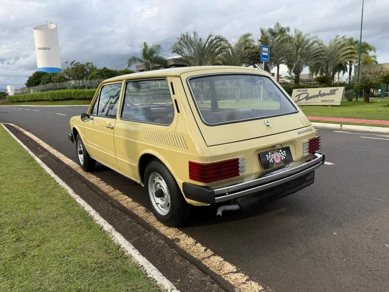 Inspeção estrutural da carroceria e plataforma da Volkswagen Brasília 1978
