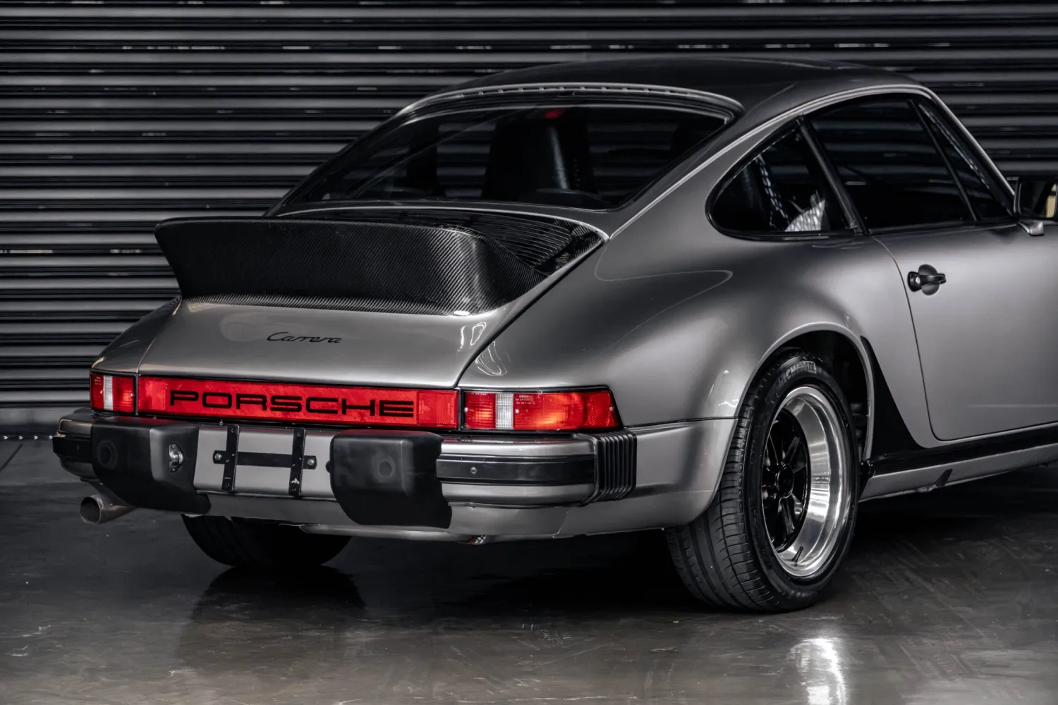 Alavanca do câmbio manual de cinco marchas do Porsche 911 1986