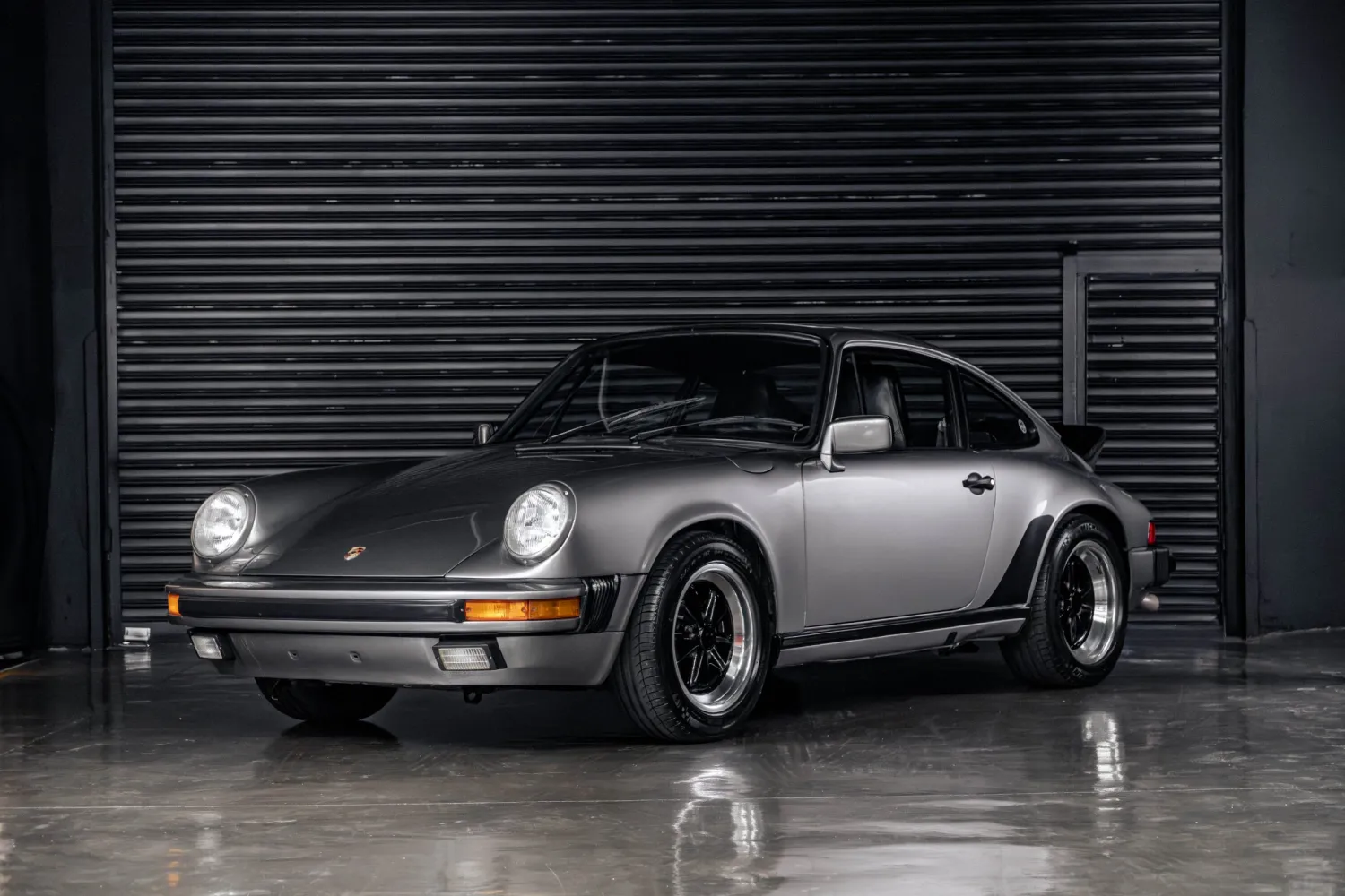 Carroceria monobloco do Porsche 911 Carrera 3.2 1986