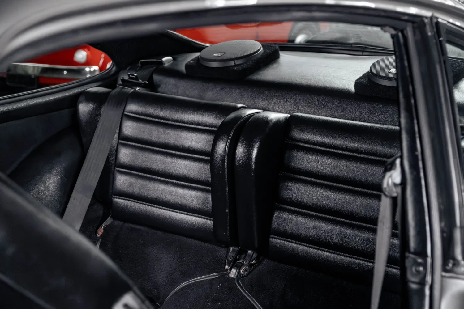 Rodas e postura do Porsche 911 Carrera 3.2 1986