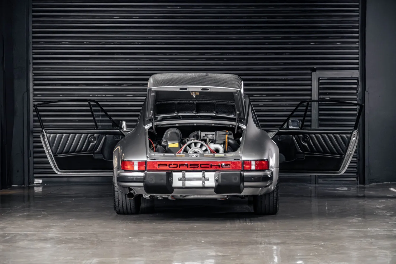 Detalhes das rodas do Porsche 911 Carrera 3.2 1986