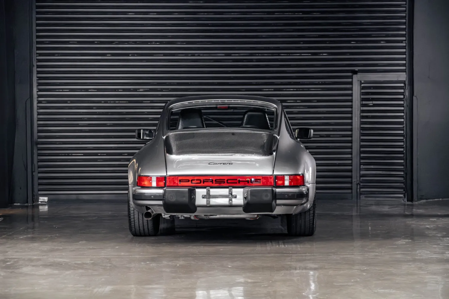 Porsche 911 Carrera 3.2 1986 e seu sistema de freios nas quatro rodas