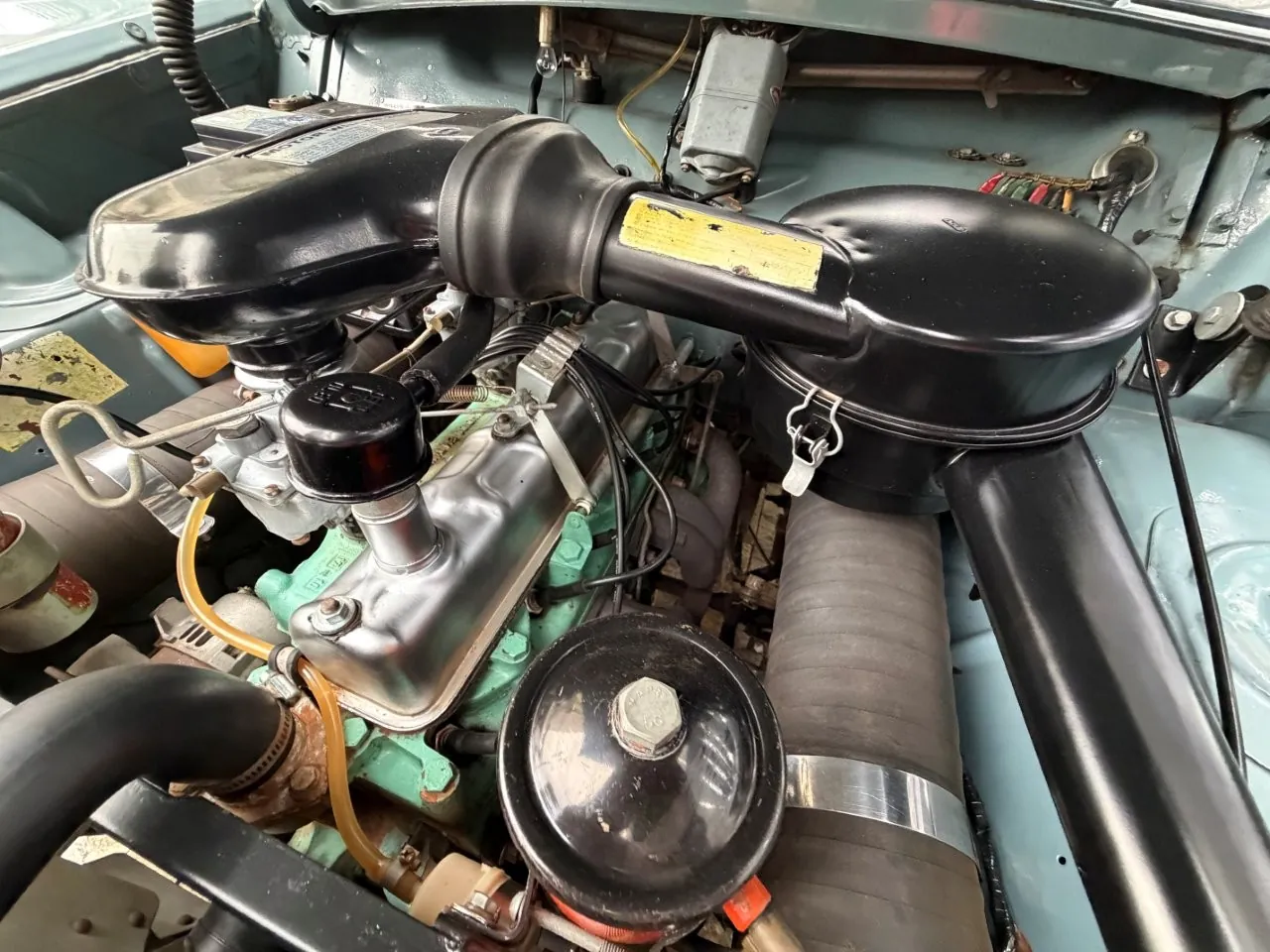 Aero-Willys ano 1968 em guia de peças para restauração de carros antigos