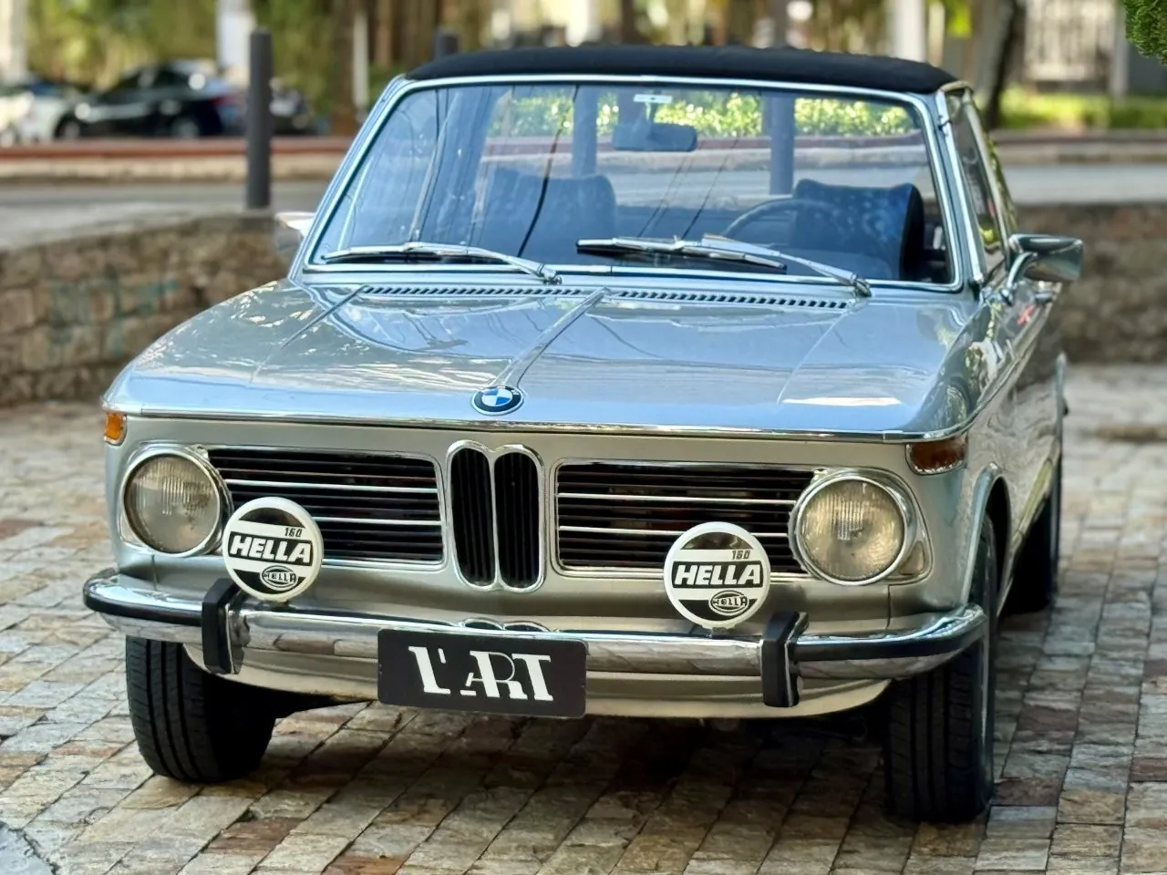 Processo de conservação do BMW 2002 Baur