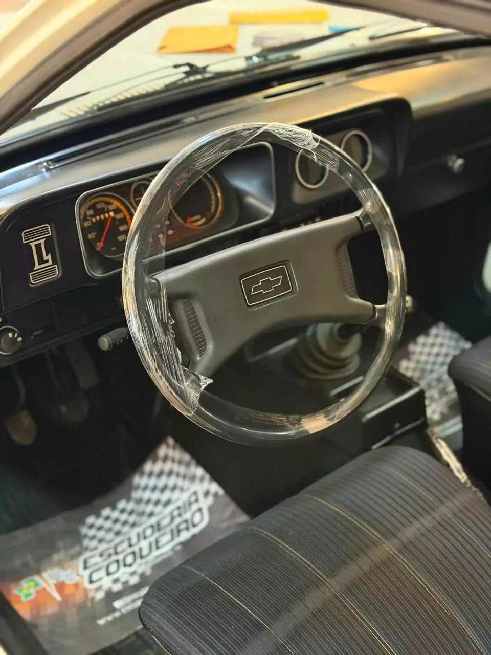 Chevrolet Chevette L 1.4 1979 em documentação de carro antigo