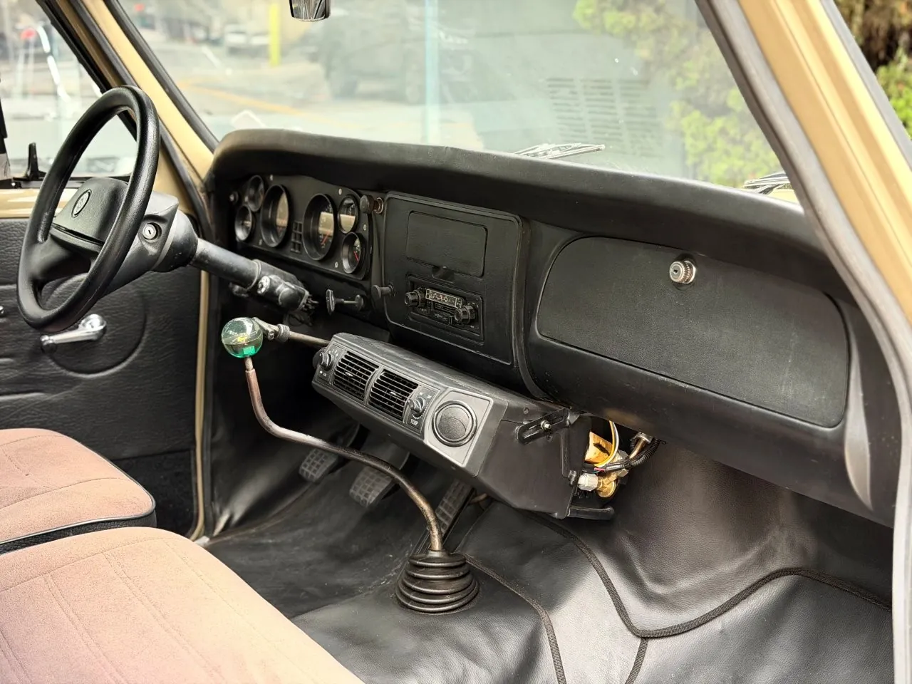 Chevrolet D10 Custom S 1984 durante avaliação para teste de rodagem