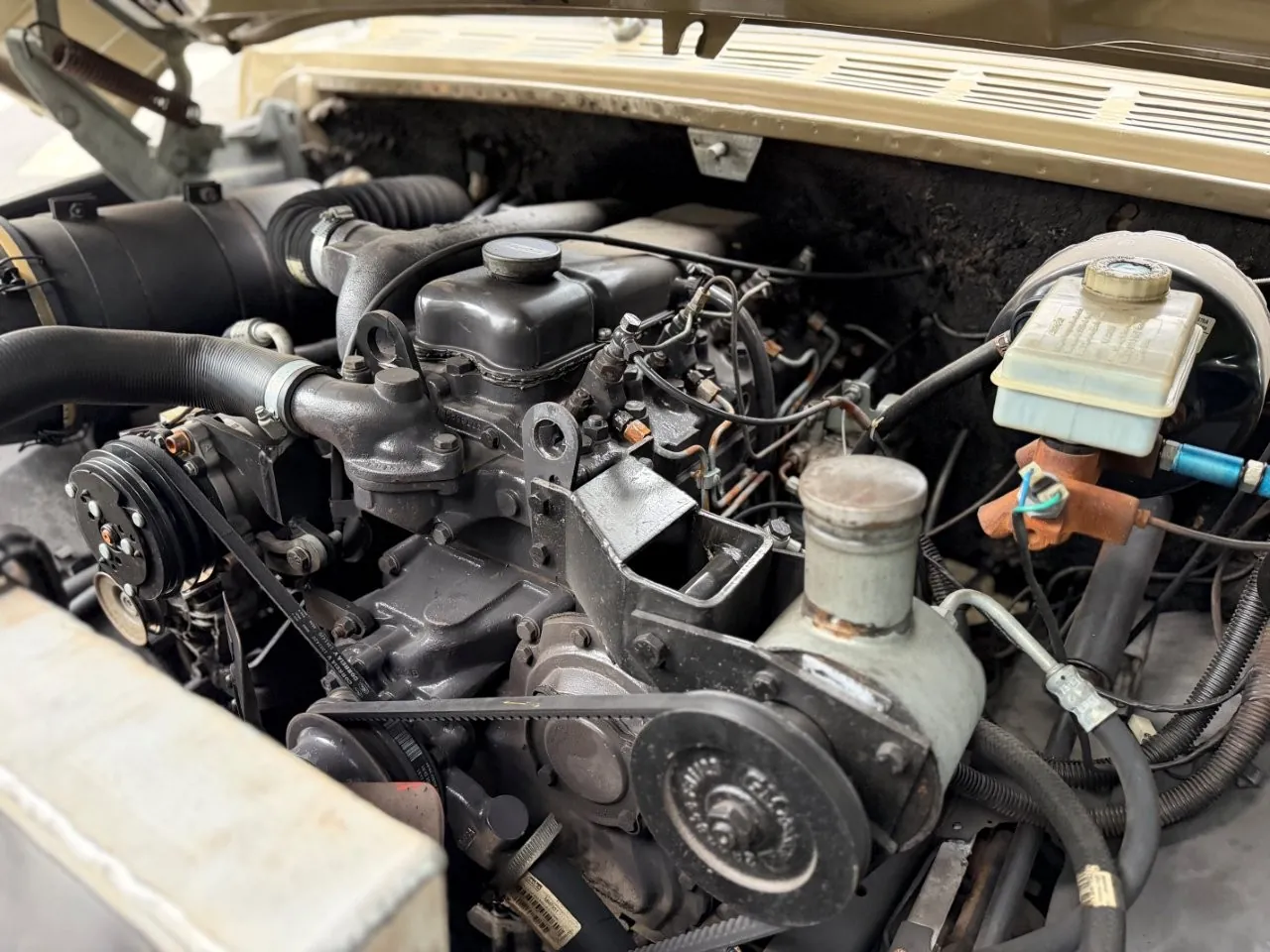 Chevrolet D10 Custom S 1984 restaurada e seus custos de acabamento