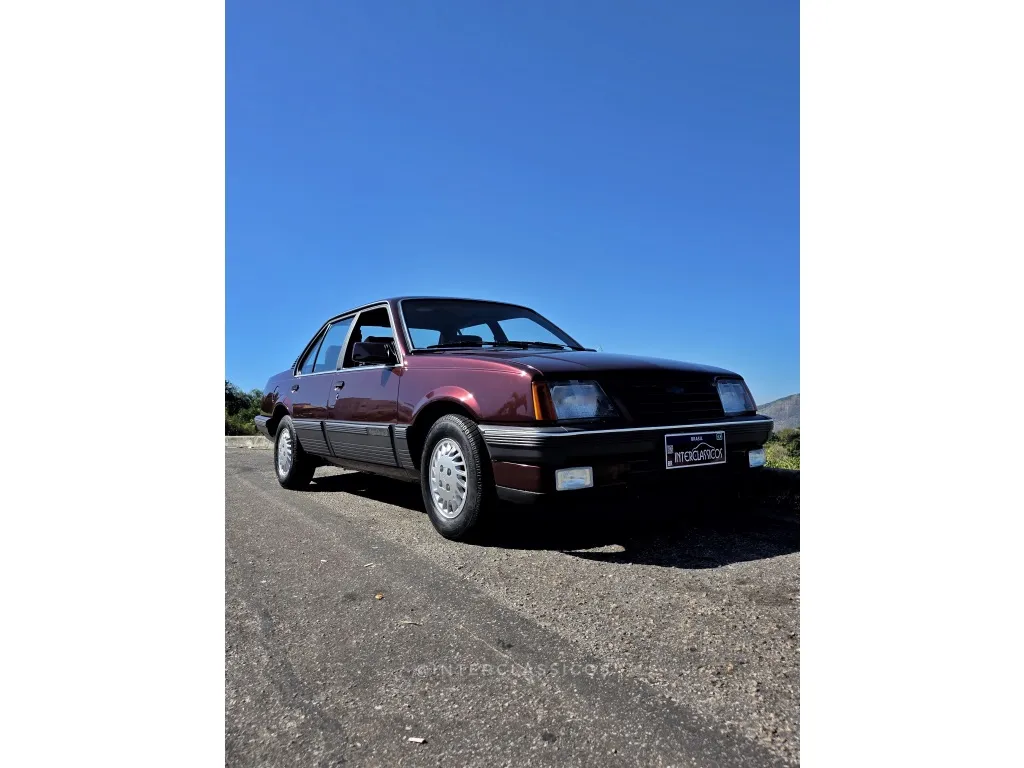 Originalidade Chevrolet Monza Classic 1989 - foto de carro antigo 9