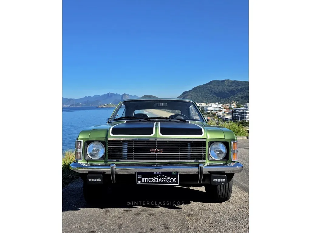 Chevrolet Opala SS 4.1 1976 em vista externa
