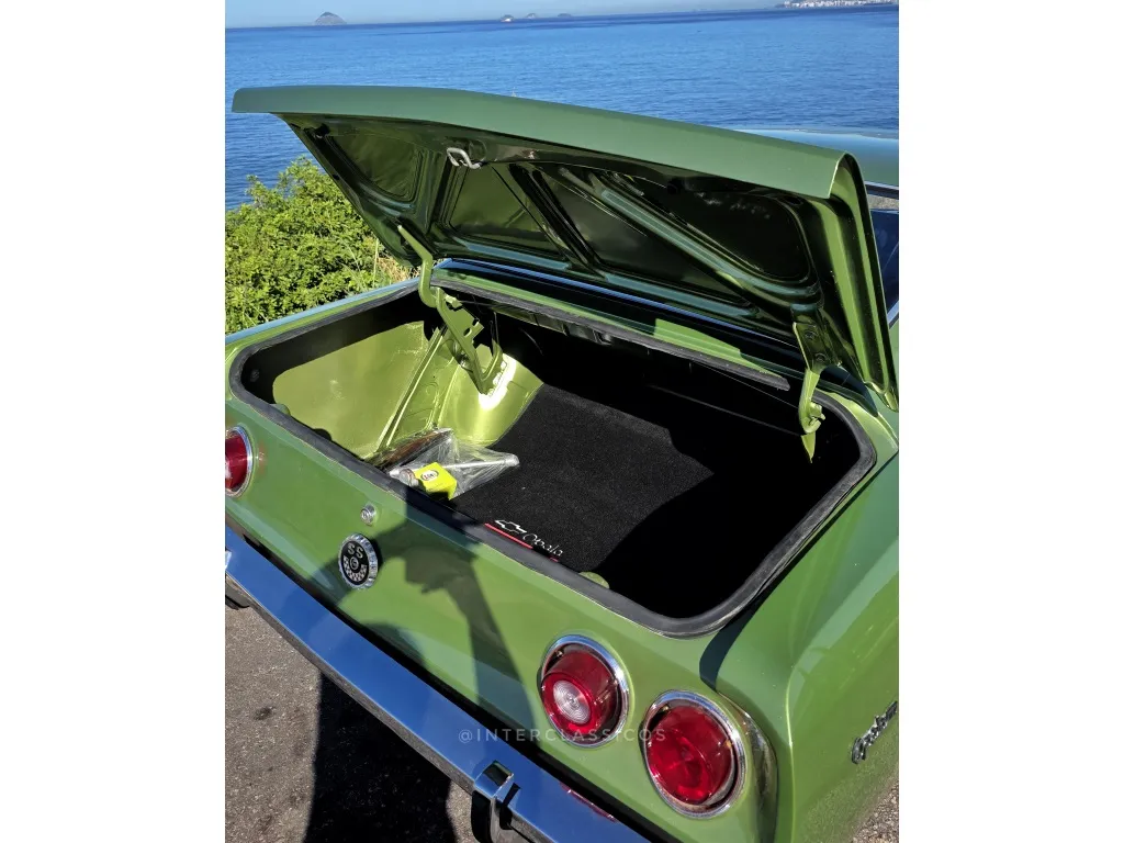 Roda e suspensão do Opala SS 1976