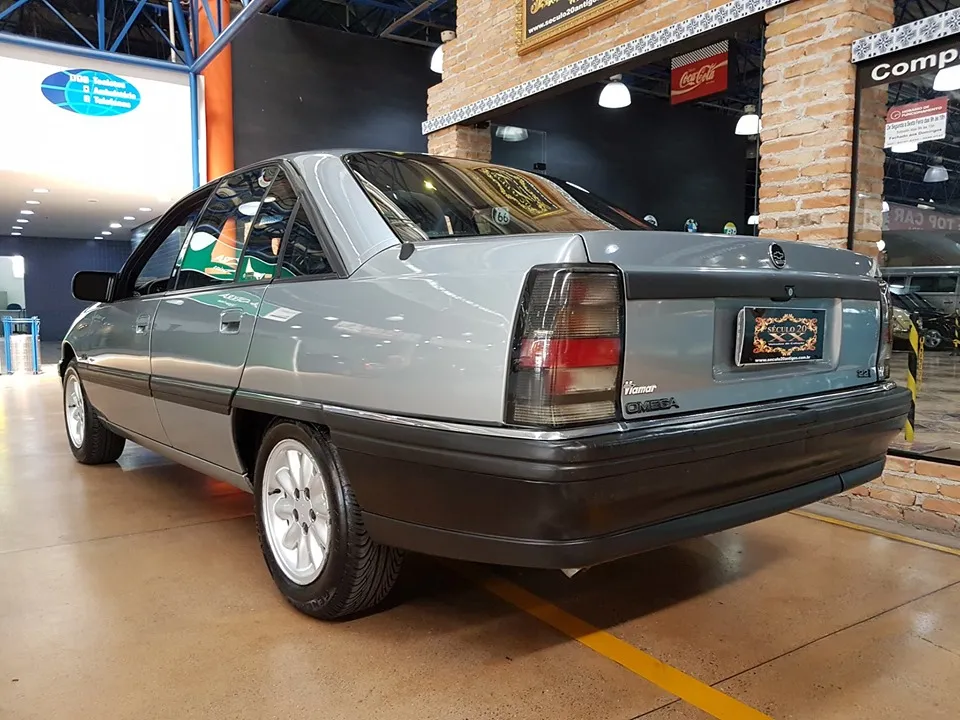 Chevrolet Omega GLS 1997 - fotos de carros antigos e mecânica 12