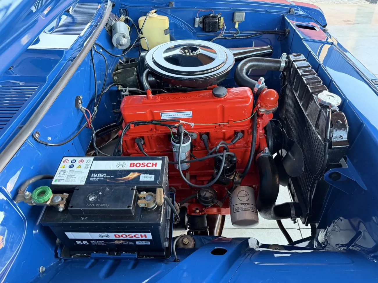 Detalhe do Chevrolet Opala De Luxo 1971 para avaliação de compra