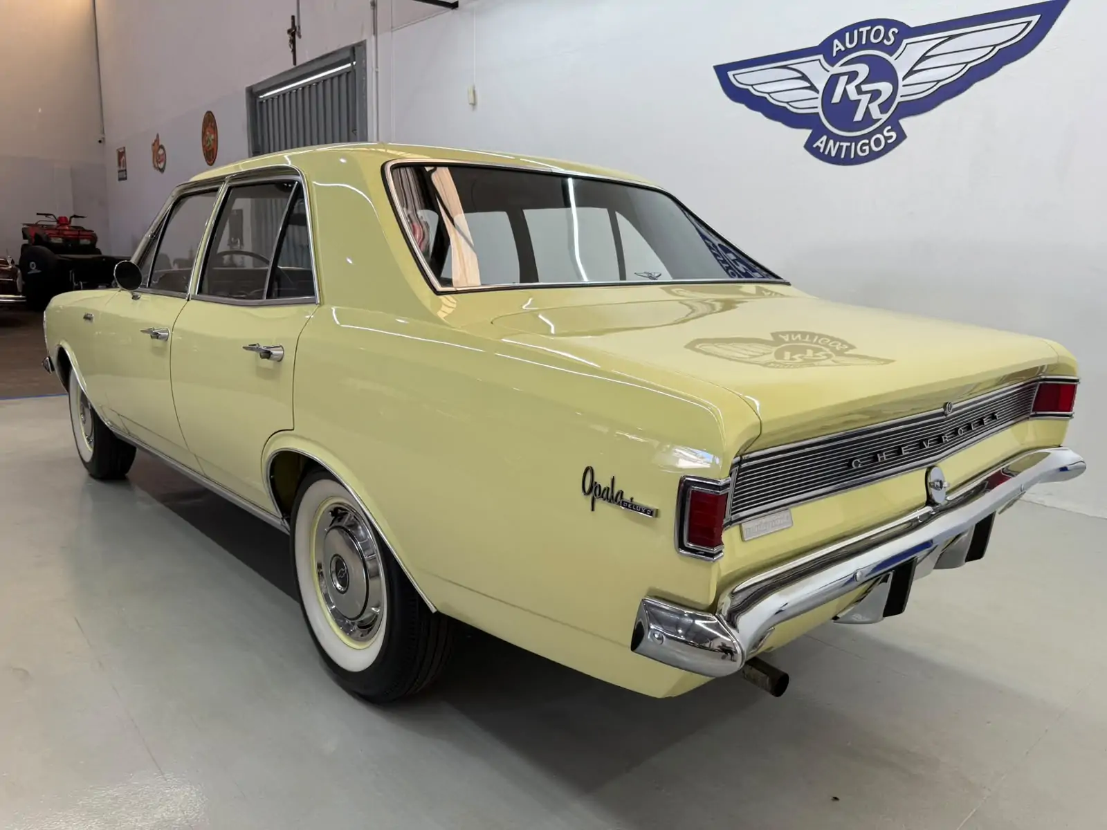 Chevrolet Opala Amarelo Oásis 1970 em restauração de alto nível - foto 19