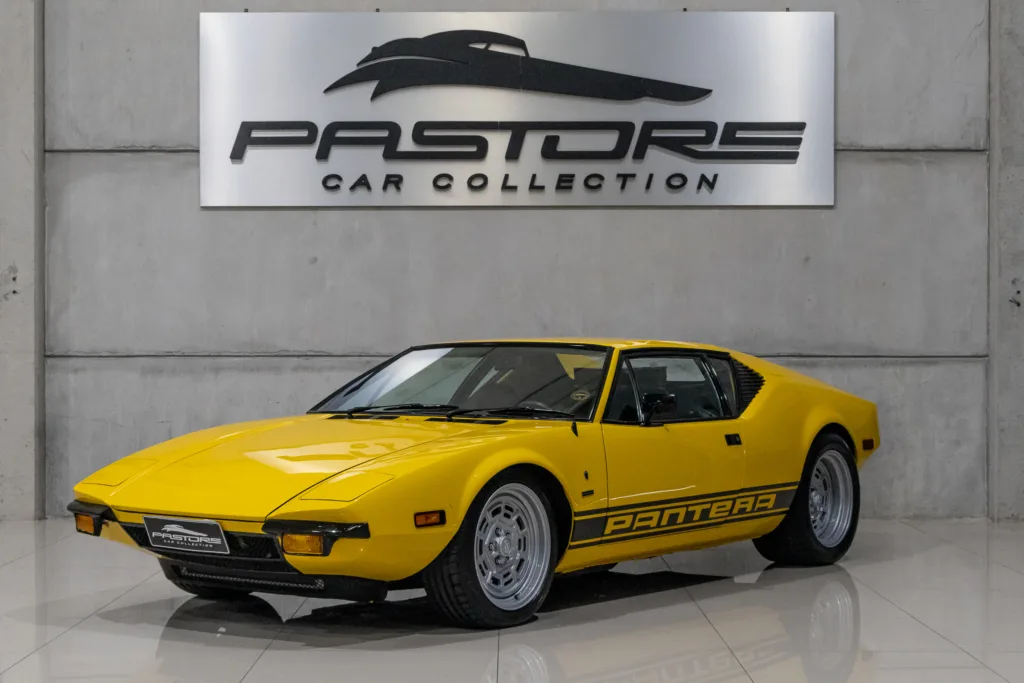 Detalhes da carroceria do De Tomaso Pantera 1972