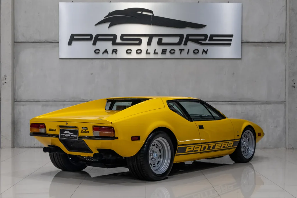 De Tomaso Pantera 1972 em estado de coleção