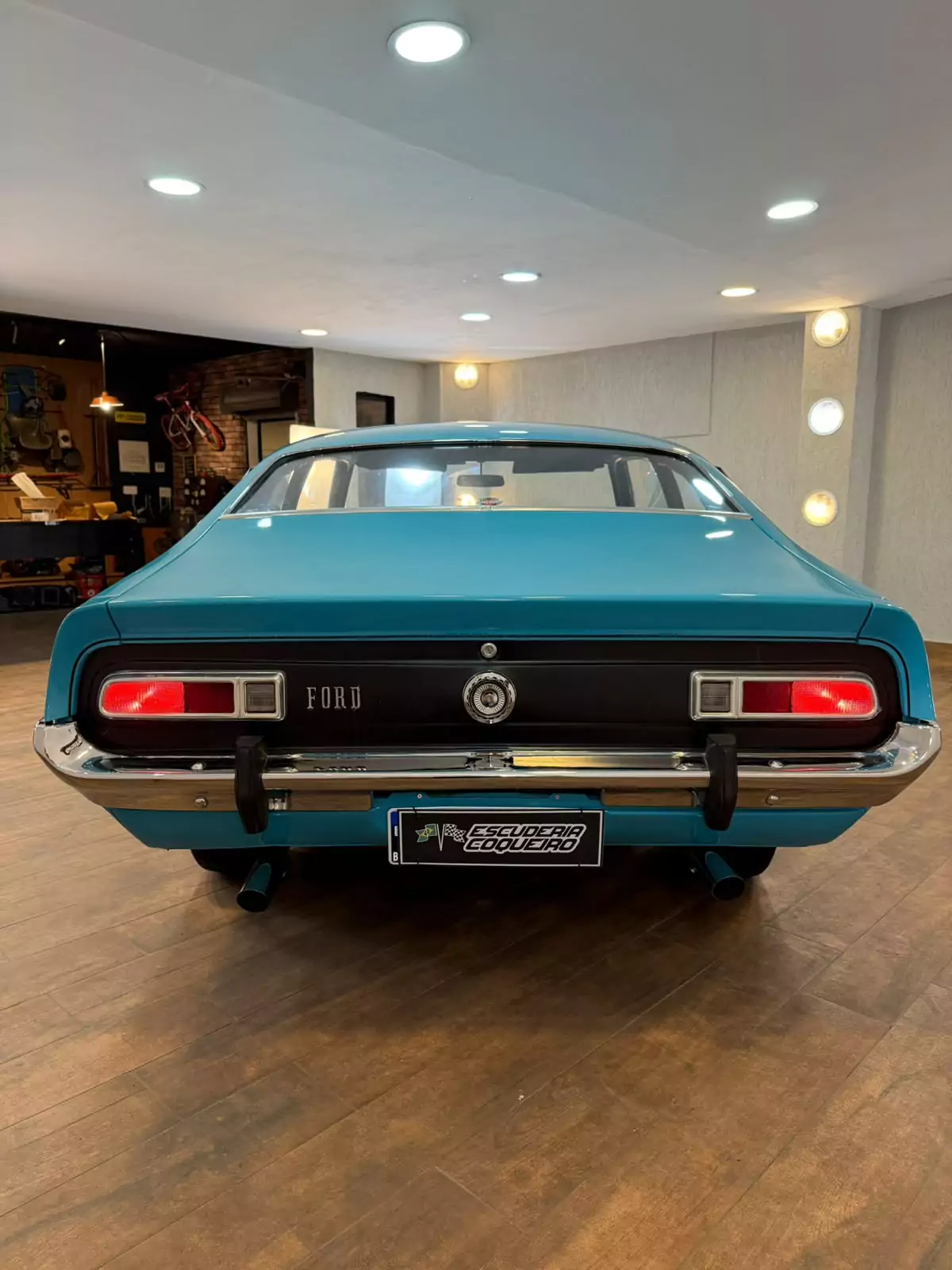 Ford Maverick V8 preservação