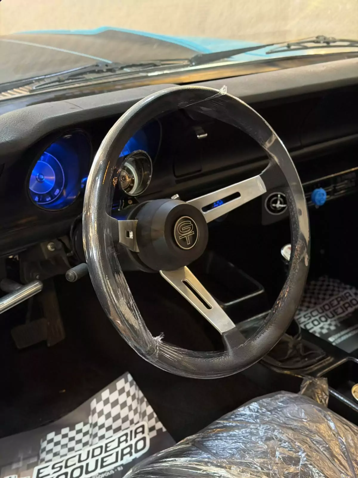 Inspeção Ford Maverick V8 1976