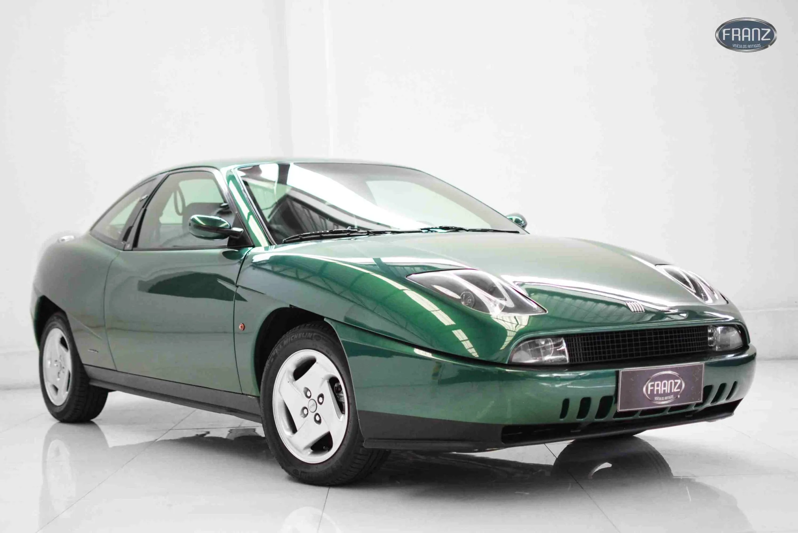 Painel e sistema elétrico do Fiat Coupé 1996