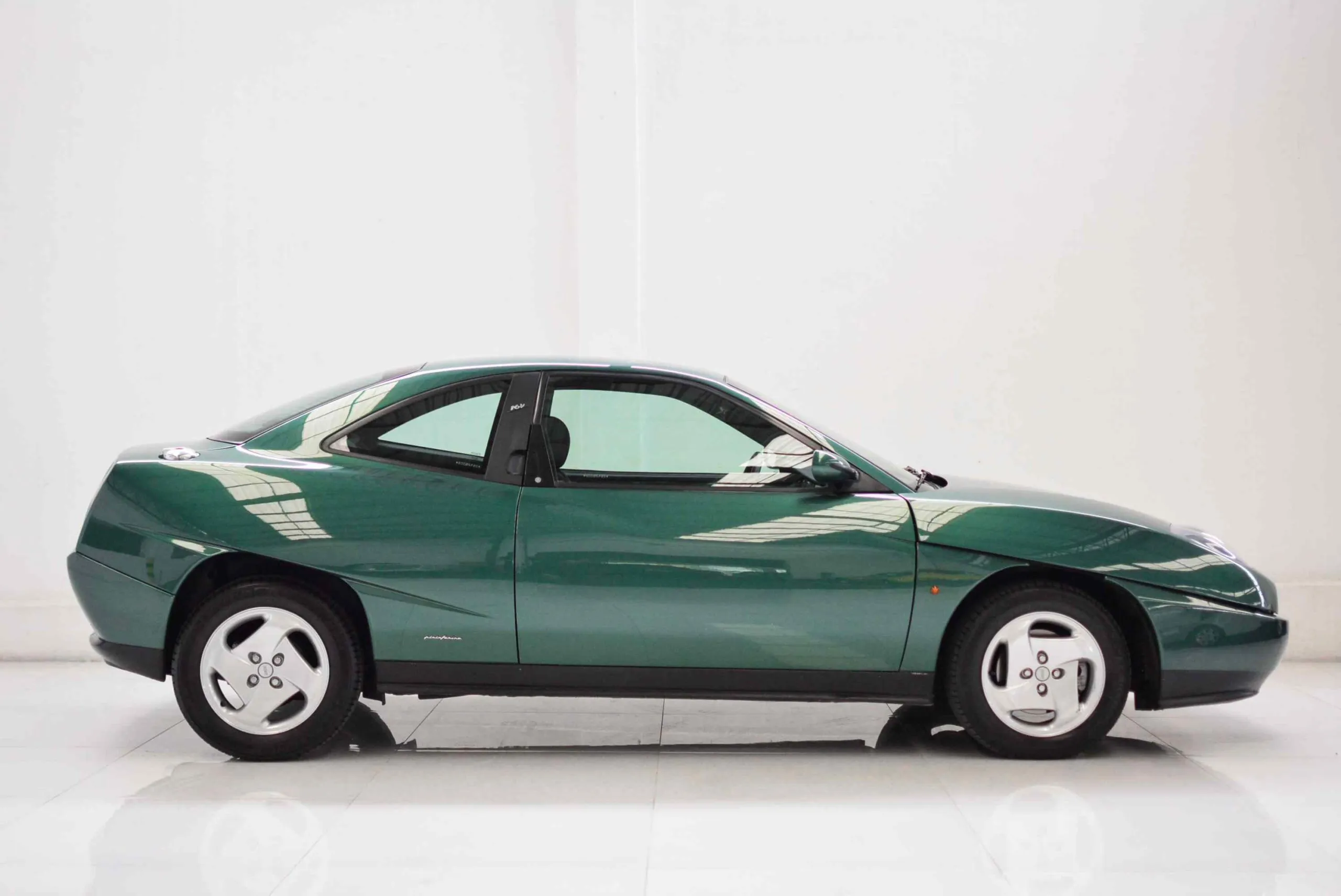 Bancos e acabamento interno do Fiat Coupé 16V 1996