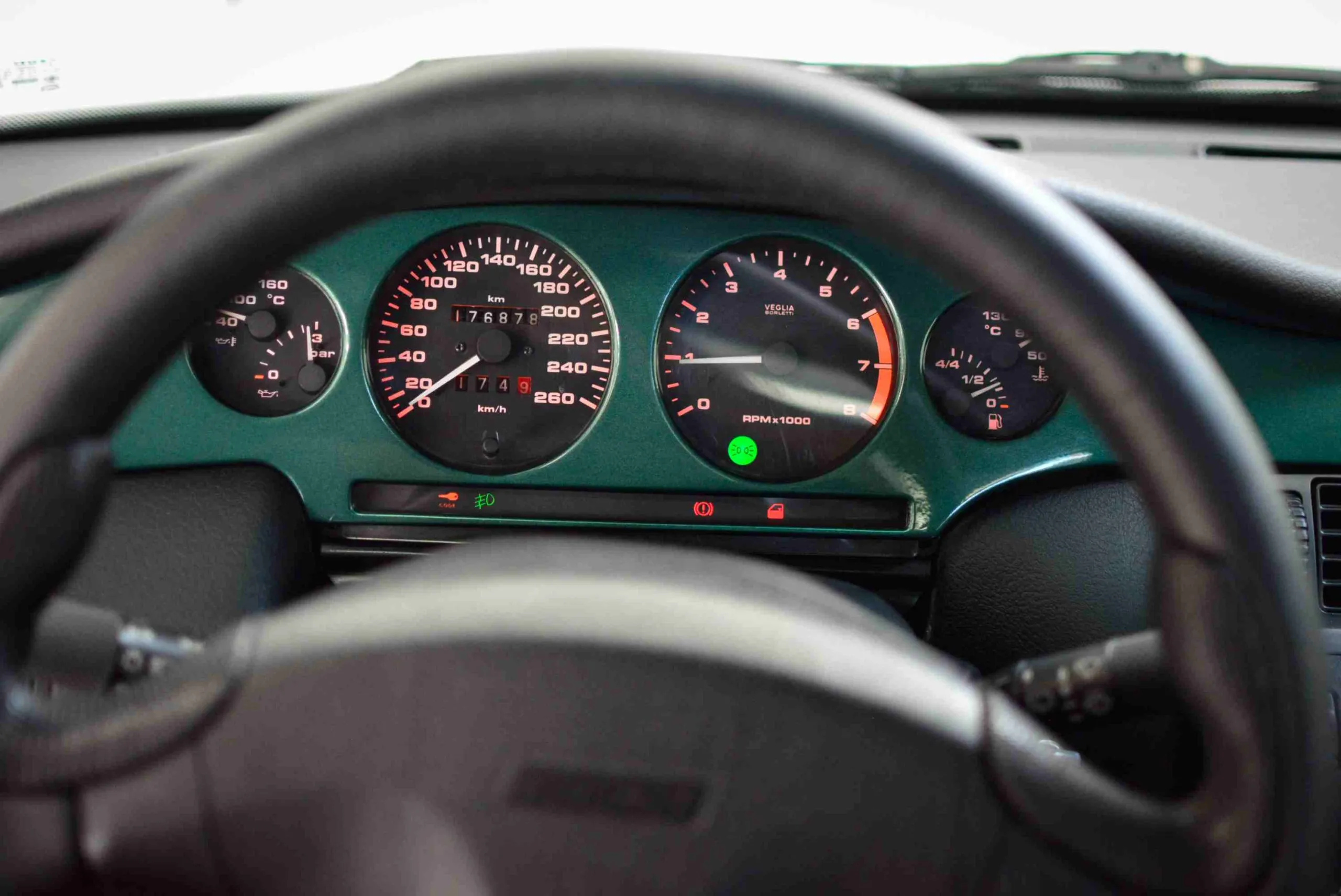 Cofre e sistema de arrefecimento do Fiat Coupé 16V 1996