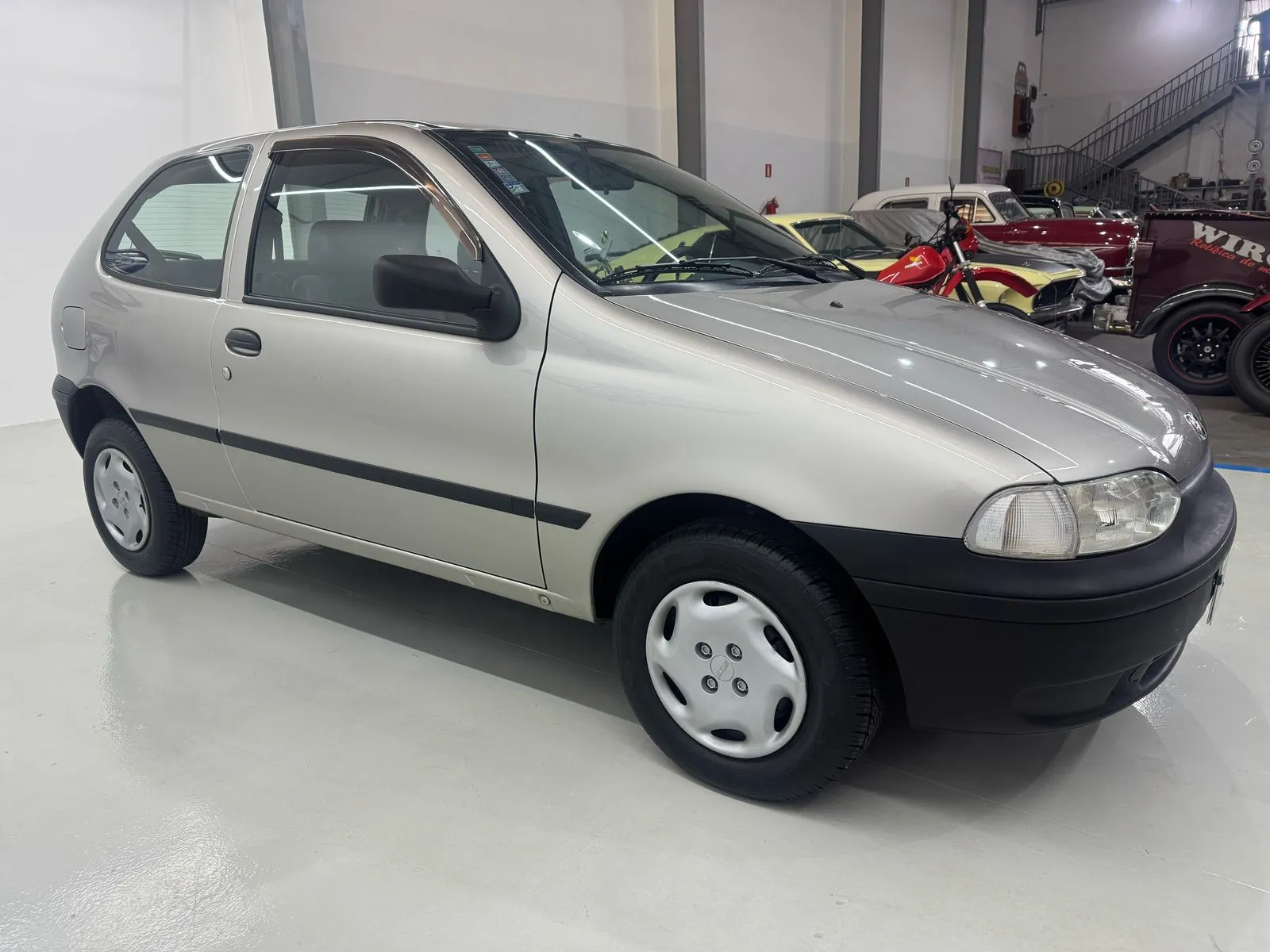 Fiat Palio Young 2001: guia de compra e restauração
