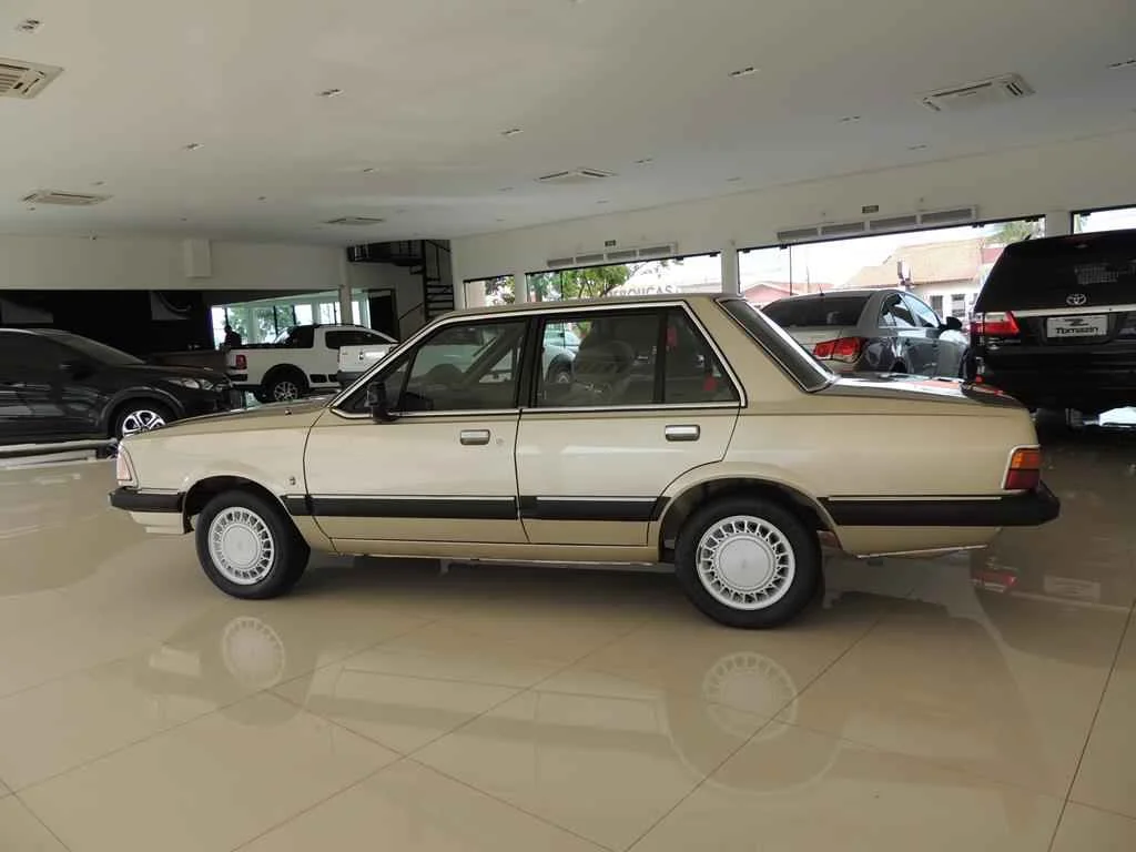 Ford Del Rey Ghia 1.8 1990, fotografia 7 do exemplar
