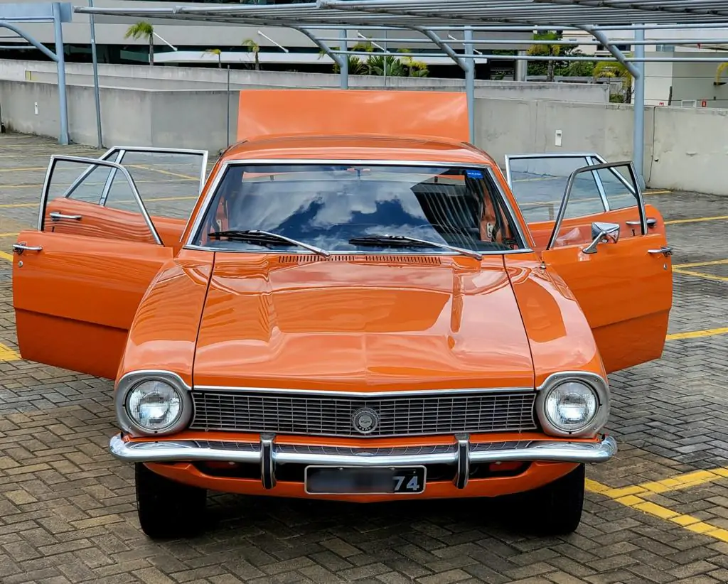 Ford Maverick Super Luxo V8 quatro portas 1974 - foto 4