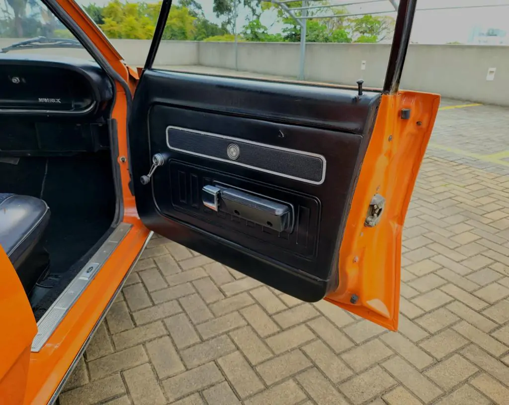 Ford Maverick antigo Super Luxo V8 1974 - foto 8