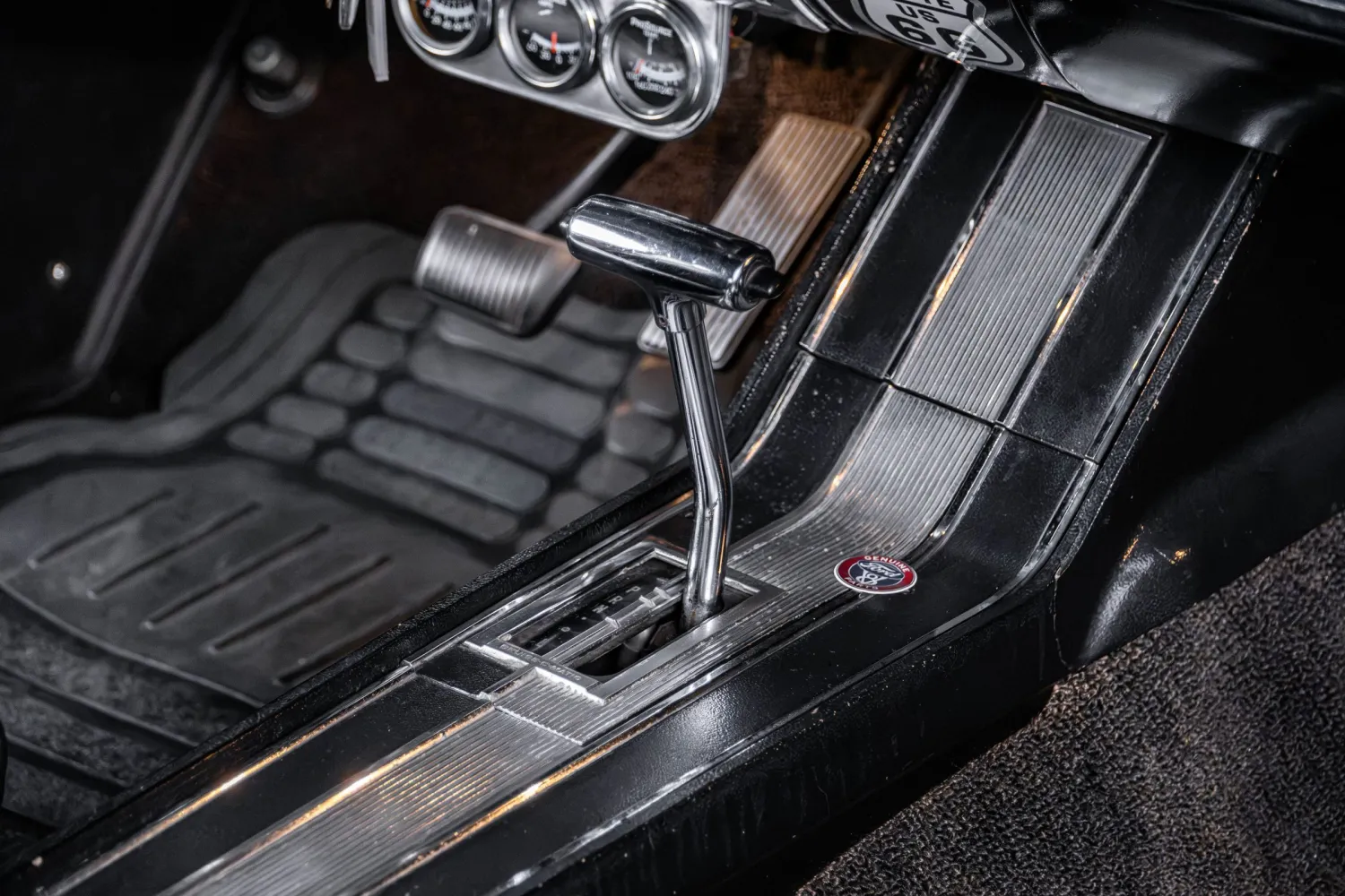 Detalhes externos do Ford Mustang Hardtop 1966 Springtime Yellow