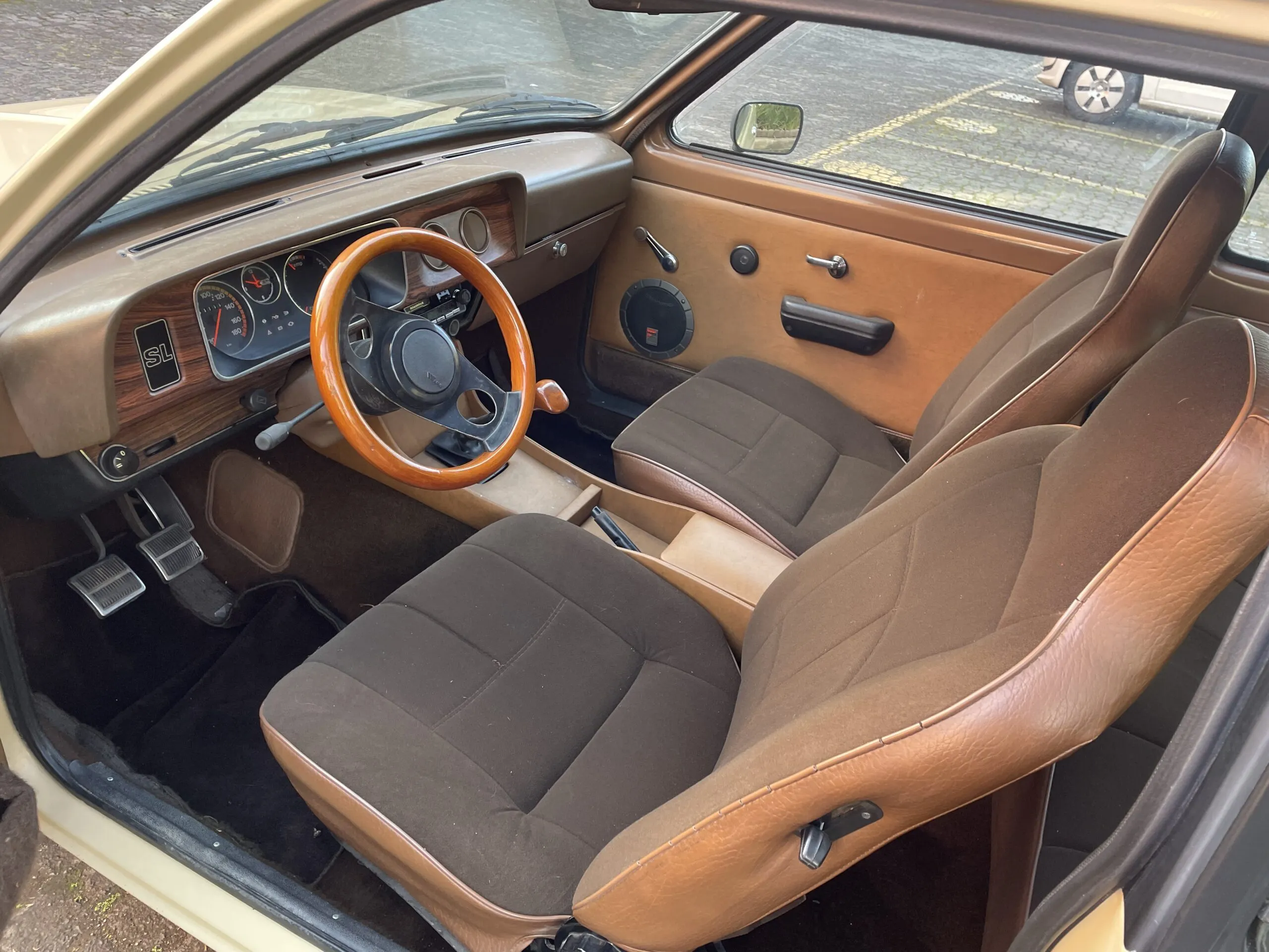 Chevrolet Chevette Hatch SL 1980 em guia de compra e restauração