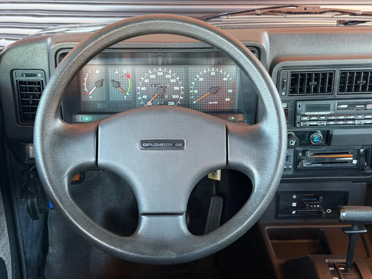 Opala Diplomata SE automático, acabamento do modelo 1991