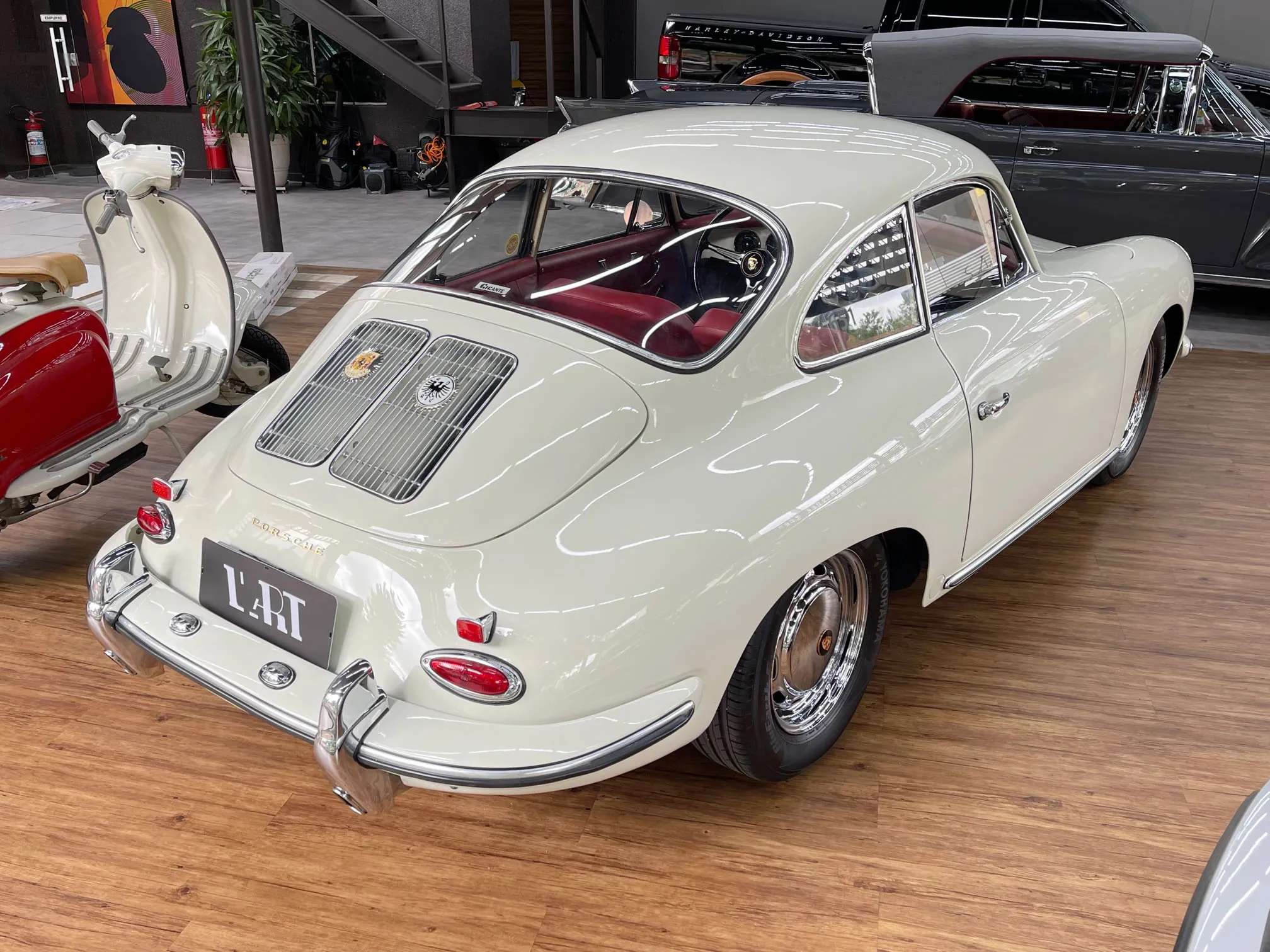 Rodas e acabamento do Porsche 356 C Coupé 1963