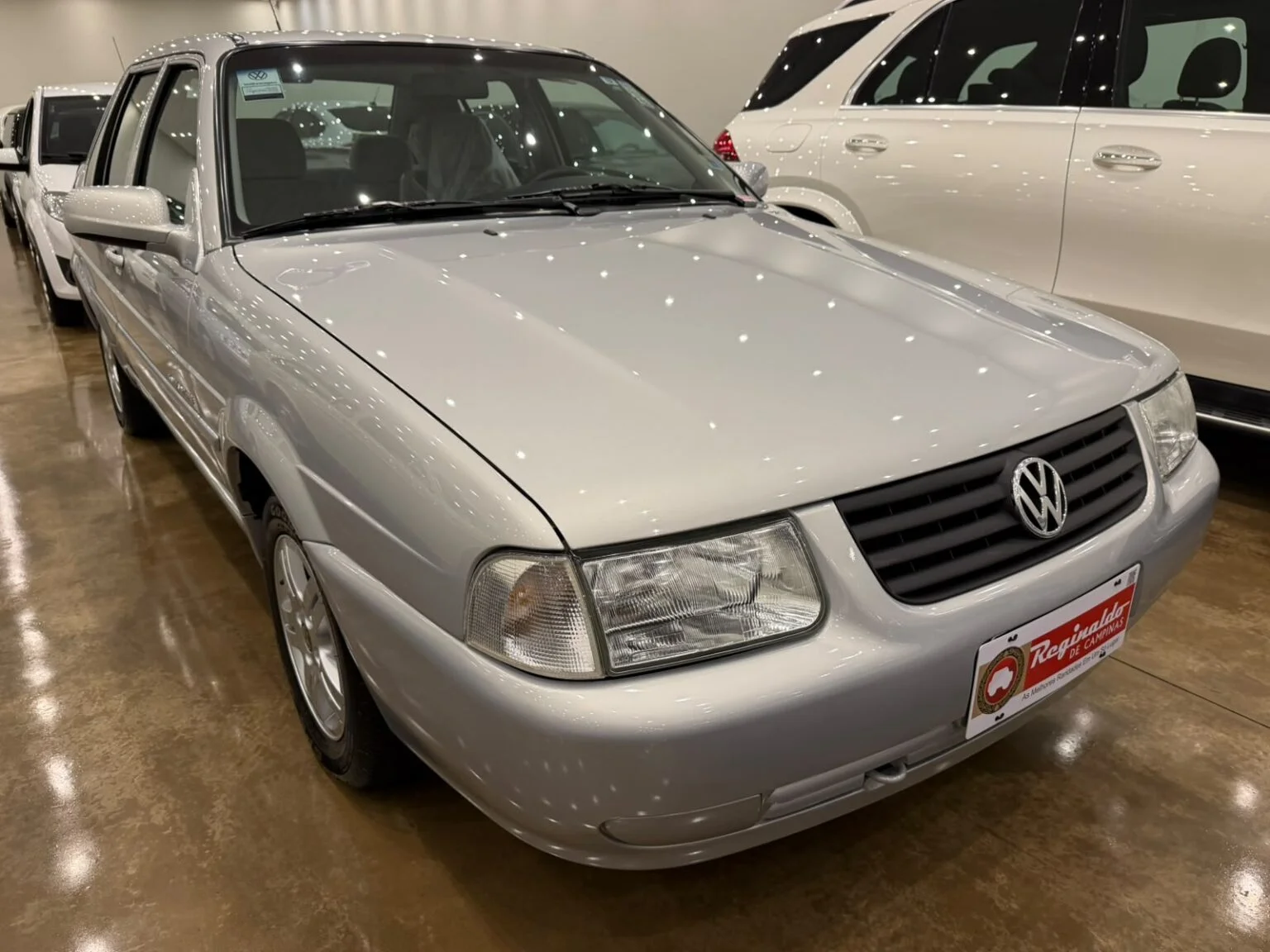 Volkswagen Santana 2.0 Comfortline 2004 preservado