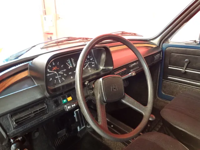 VW Brasília 1300 a álcool carro antigo Volkswagen
