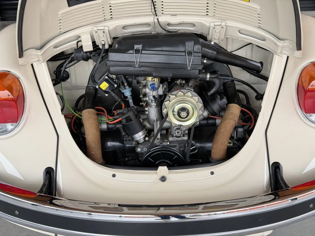 Acabamento cromado do Volkswagen Fusca Última Edición mexicano