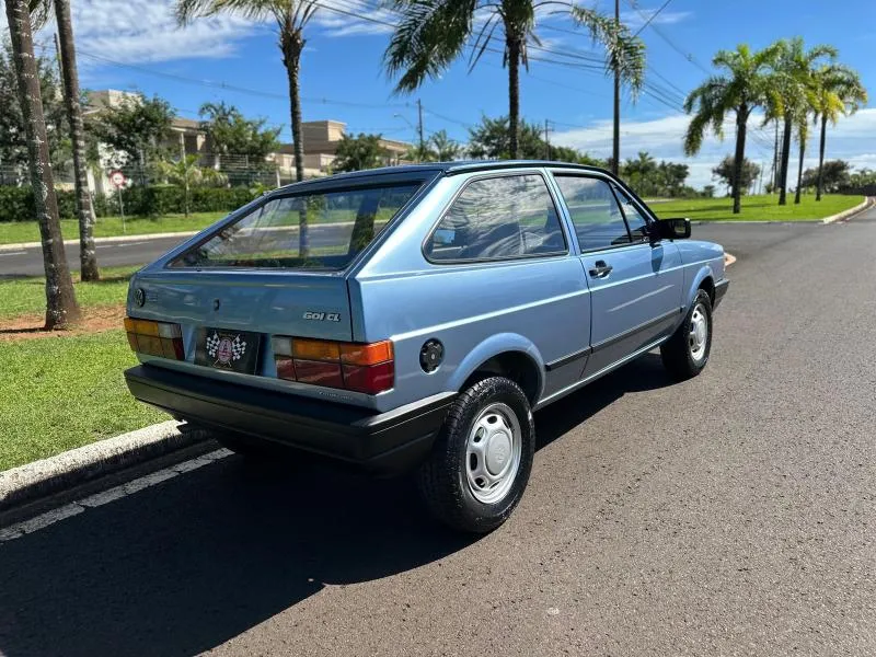 Gol CL AE 1600 1992 para avaliação e restauração