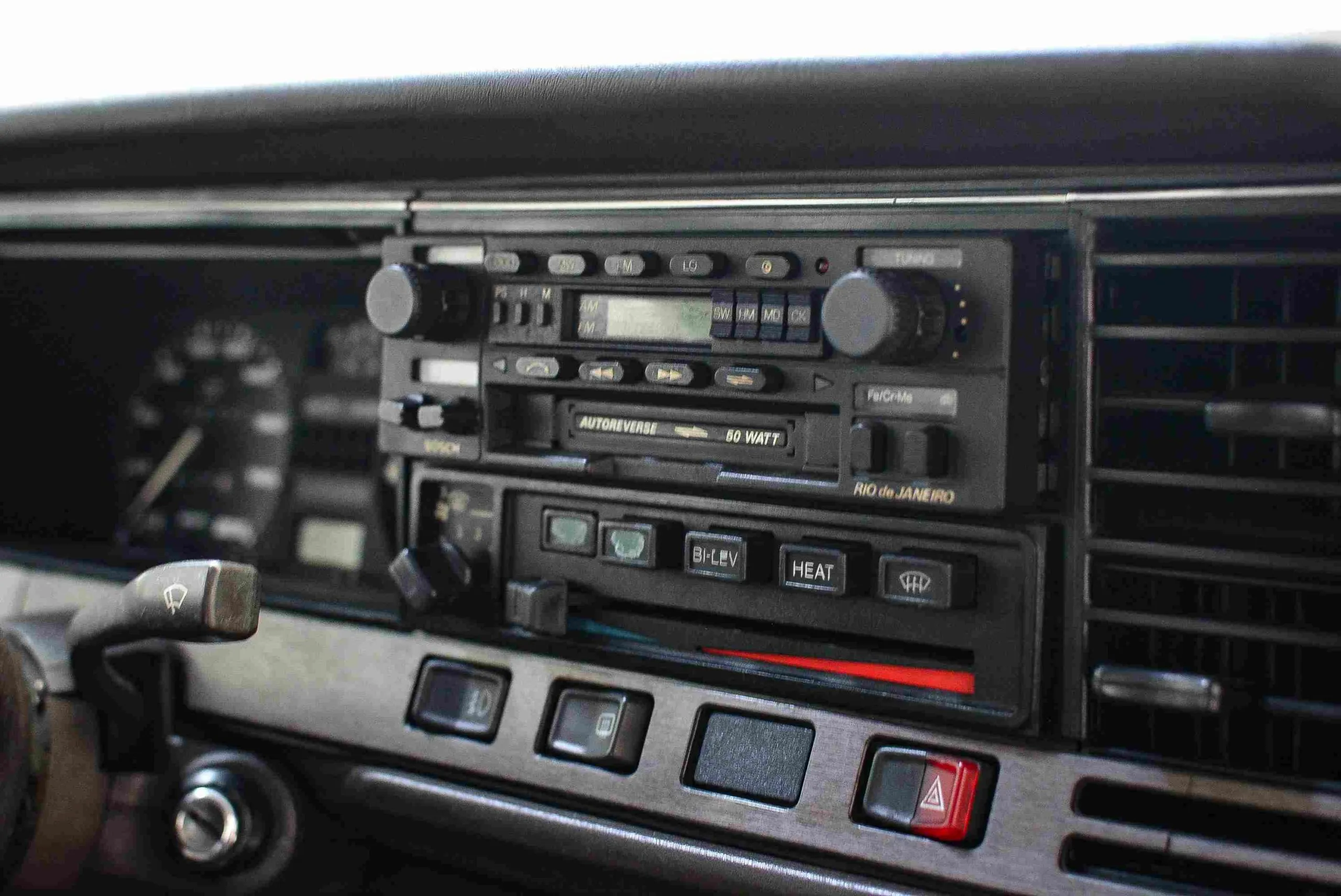 Volkswagen Santana GLS 1987 para coleção
