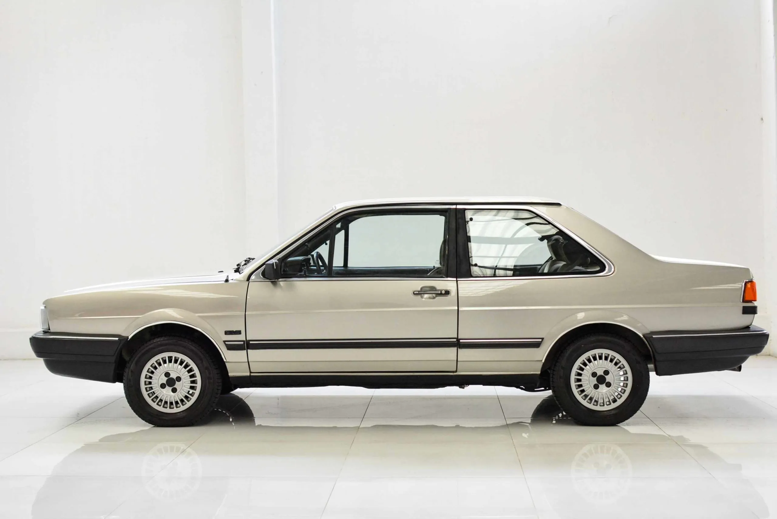 Frente do Volkswagen Santana GLS 1987