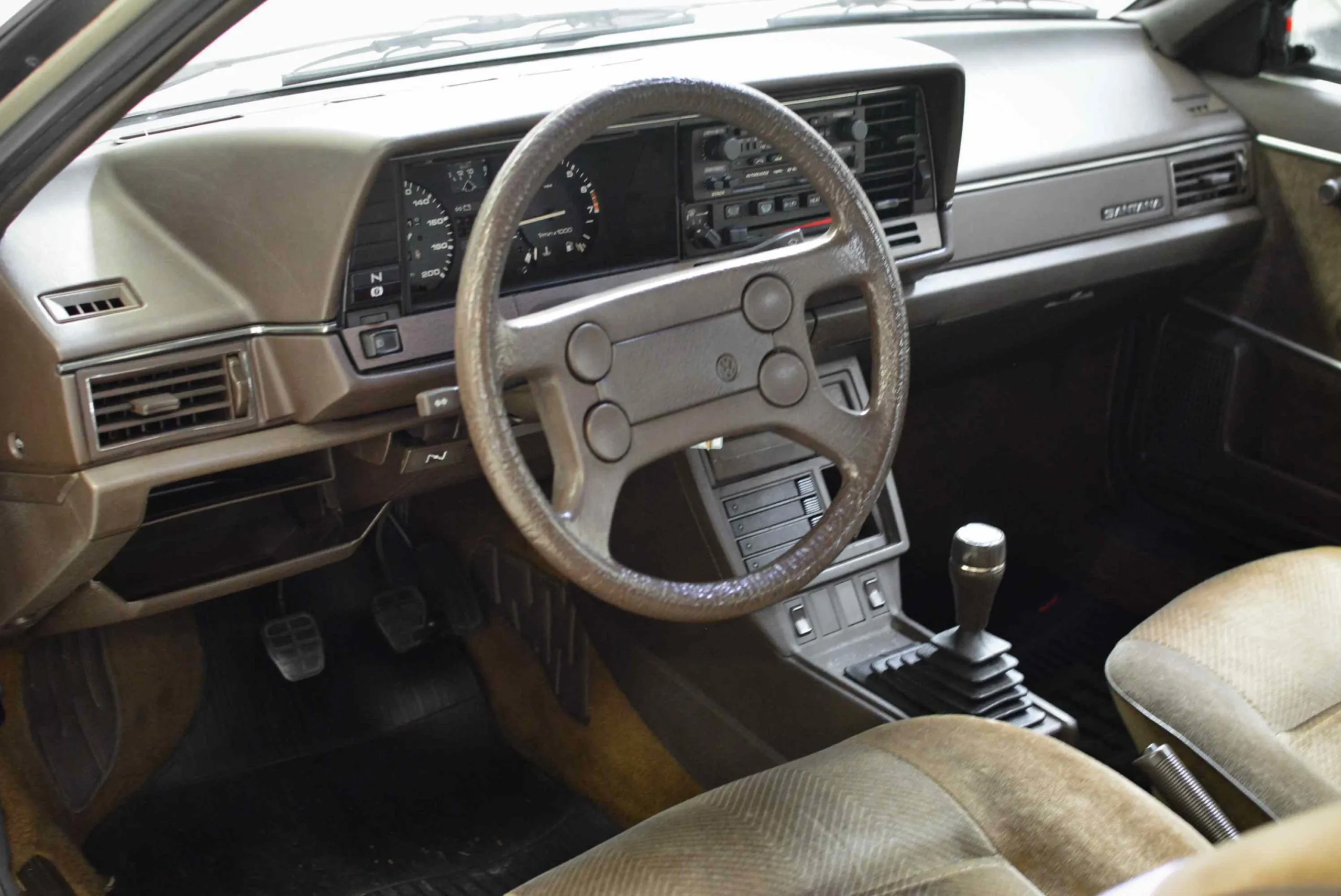 Detalhes externos do Santana GLS 1987