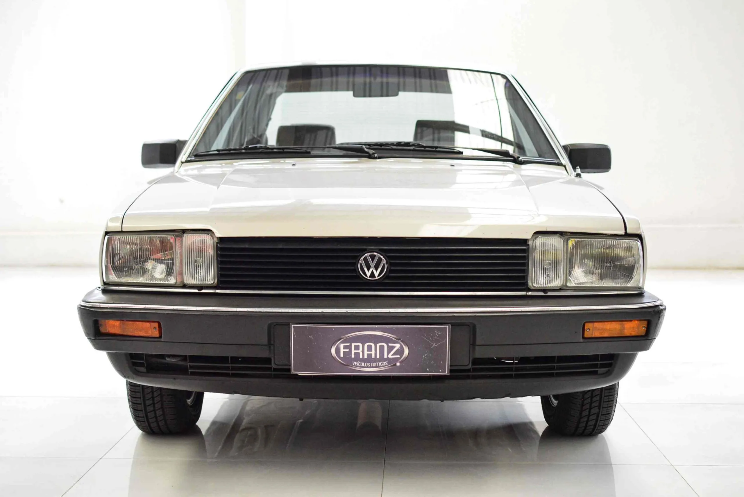 Santana GLS 1987 bonito por fora pode custar caro por baixo: veja o que inspecionar