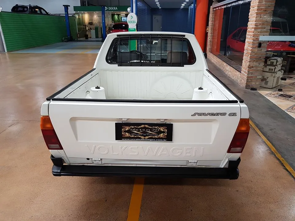 Rodas e suspensão da Volkswagen Saveiro quadrada 1991