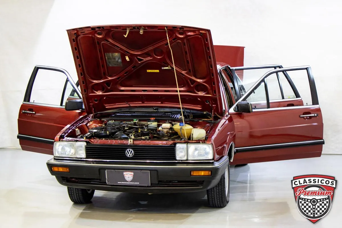 Detalhes do Volkswagen Santana GLS 2.0 1989 em estado de coleção