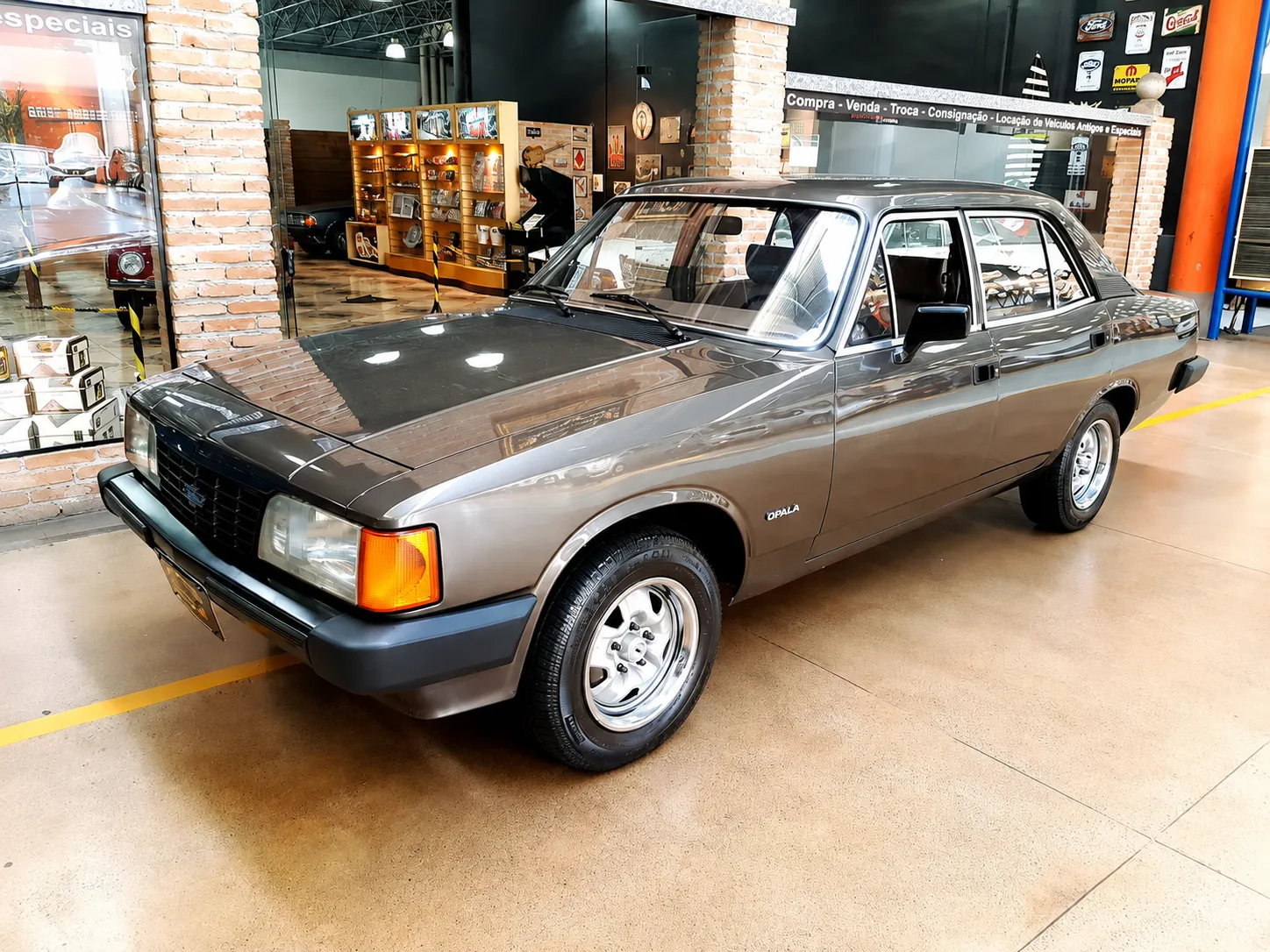 Motores do Chevrolet Opala: a engenharia que transformou o 2.5, o 3.8 e o 4.1 250-S