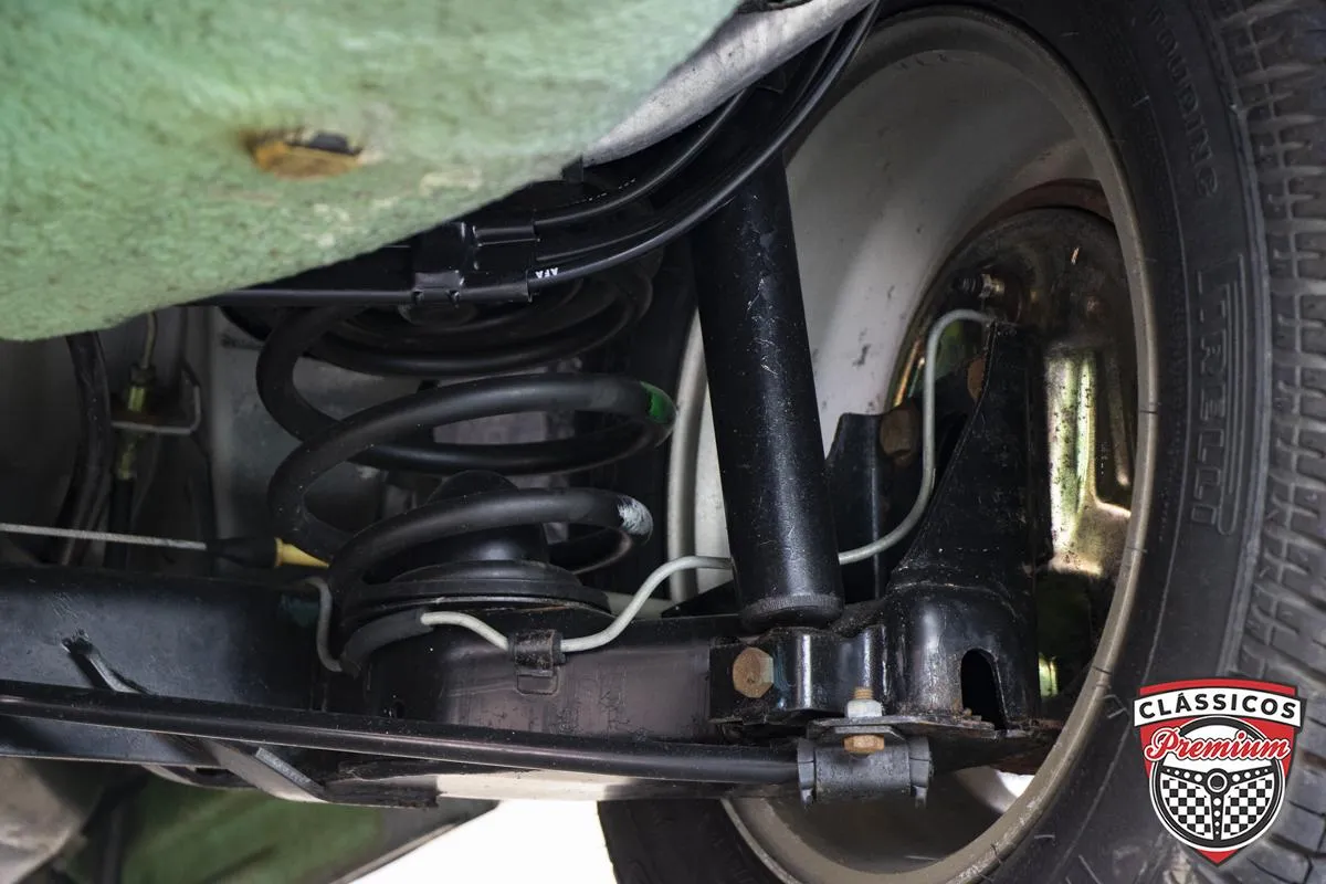 Chevrolet Monza SL 1988 clássico brasileiro em galeria automotiva