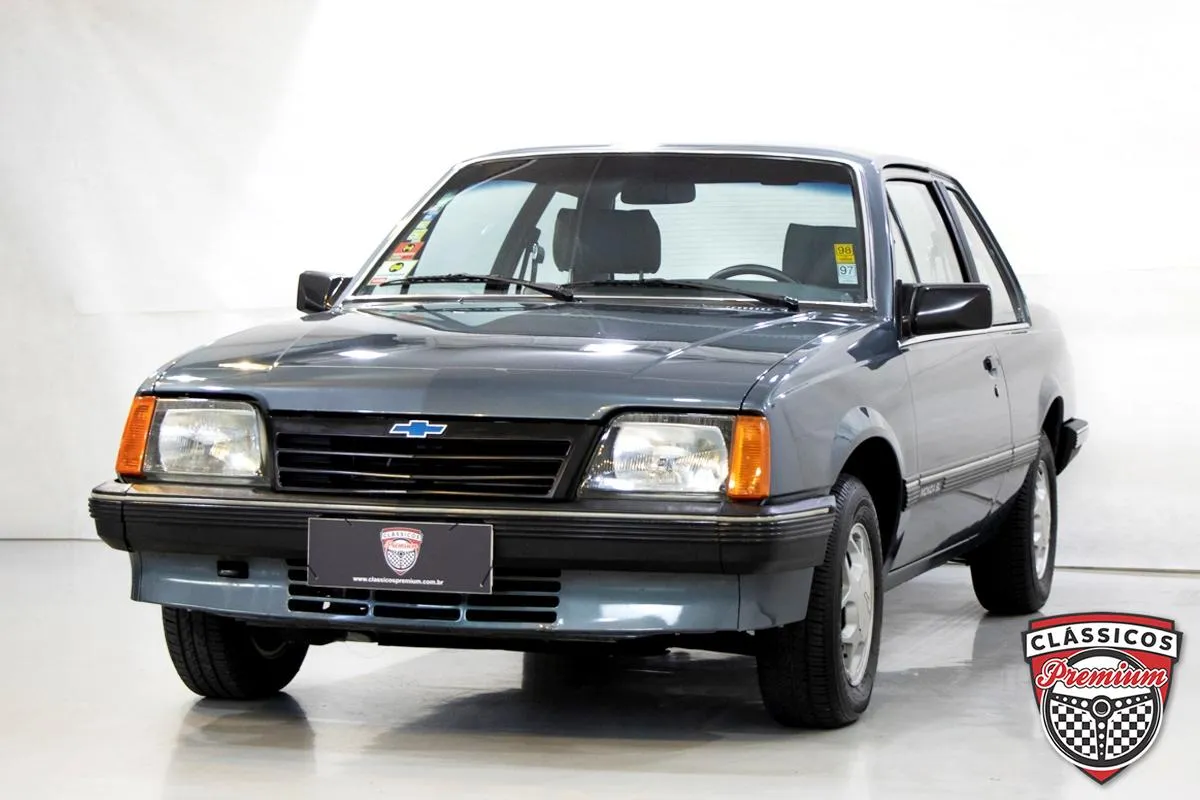 Chevrolet Monza SL 1.8 1988 a álcool em galeria de carro clássico