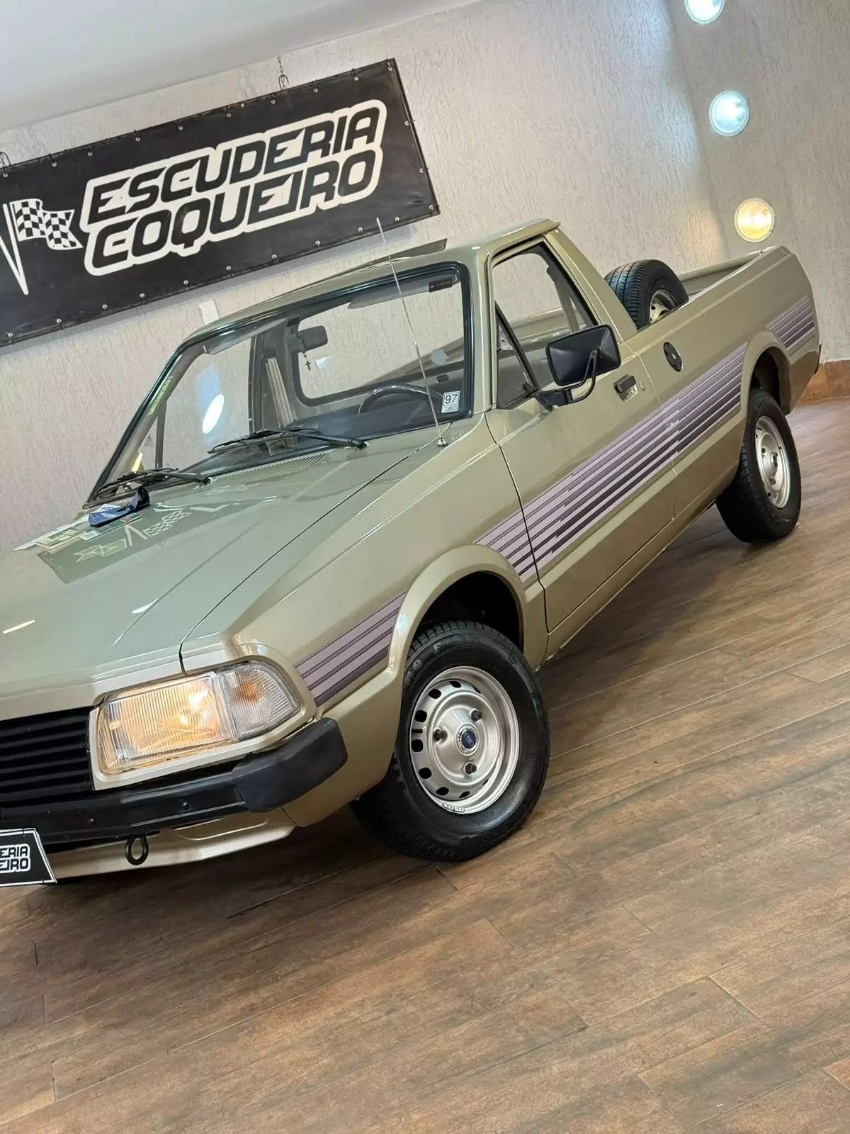 Ford Pampa L 1.8 ano 1990 para análise de conservação e originalidade