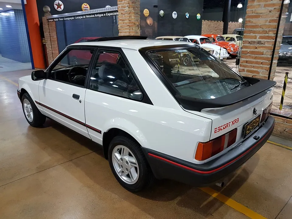 Ford Escort XR3 ano 1988, fotografia de exemplar preservado