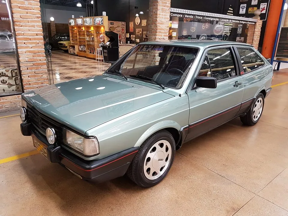 VW Gol GTS 1.8 1990 em fotos de carros antigos e mecânica