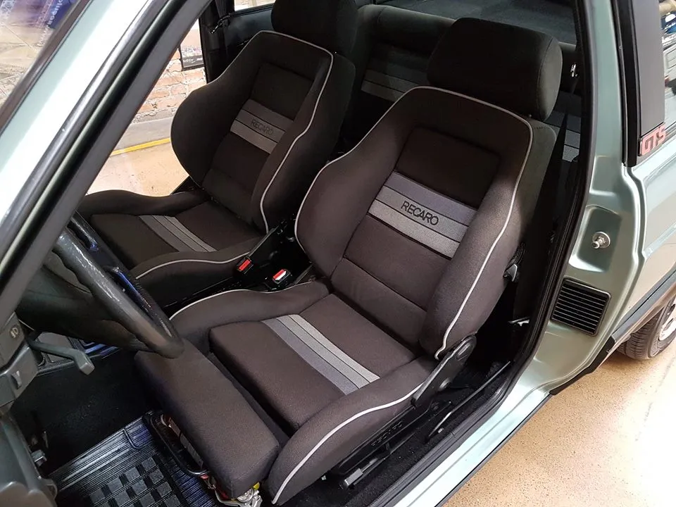 Volkswagen Gol GTS 1990 para conservação e restauração de automóvel clássico